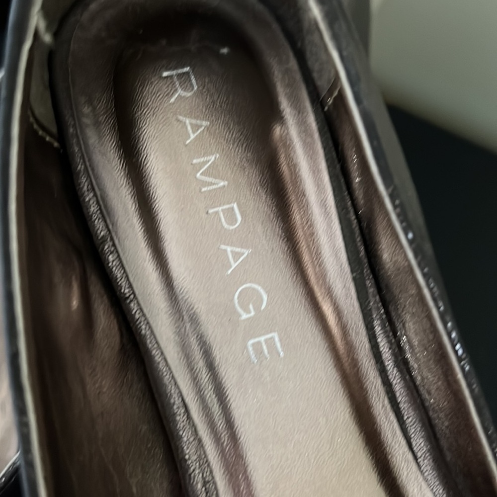Cute Rampage Flats - Picture 4 of 7